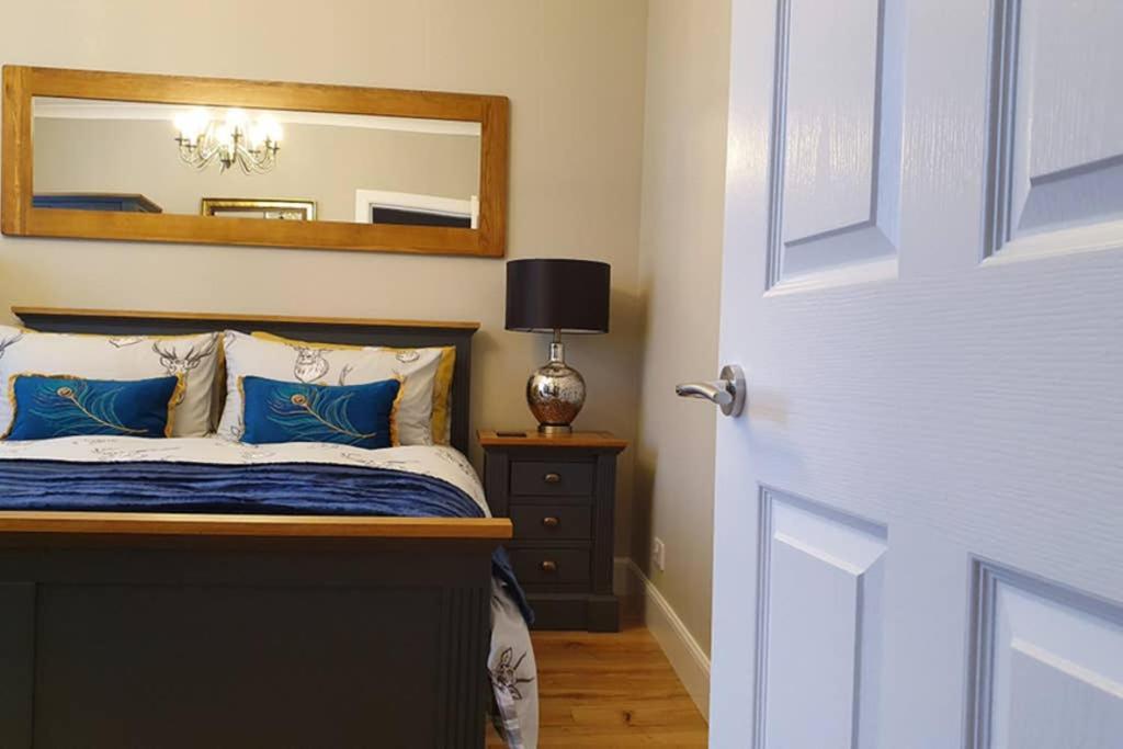 Smart & Stylish Holiday Apartment In The City Centre インヴァネス エクステリア 写真
